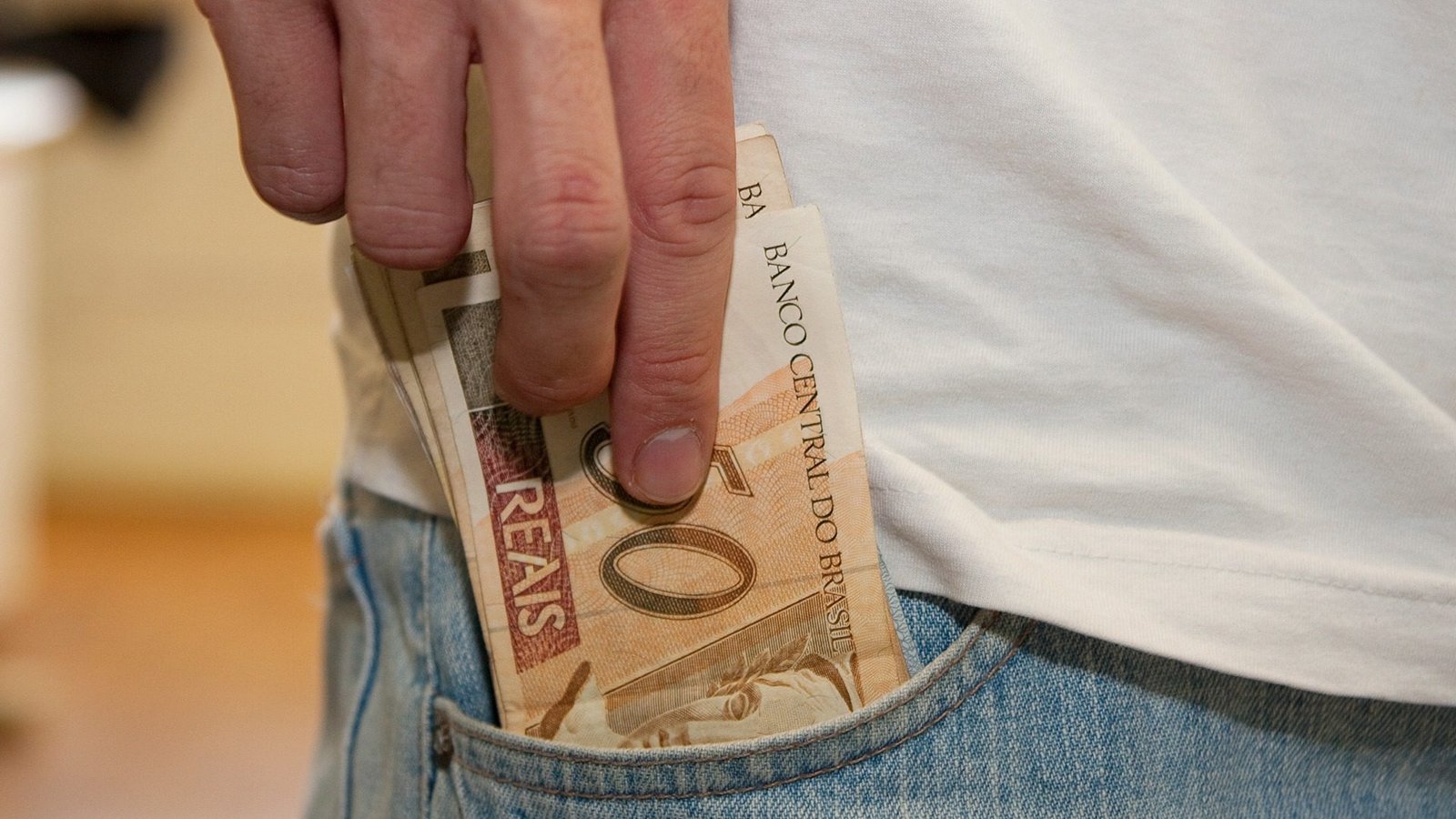 Empréstimo de 200 reais na hora: Qual banco libera?